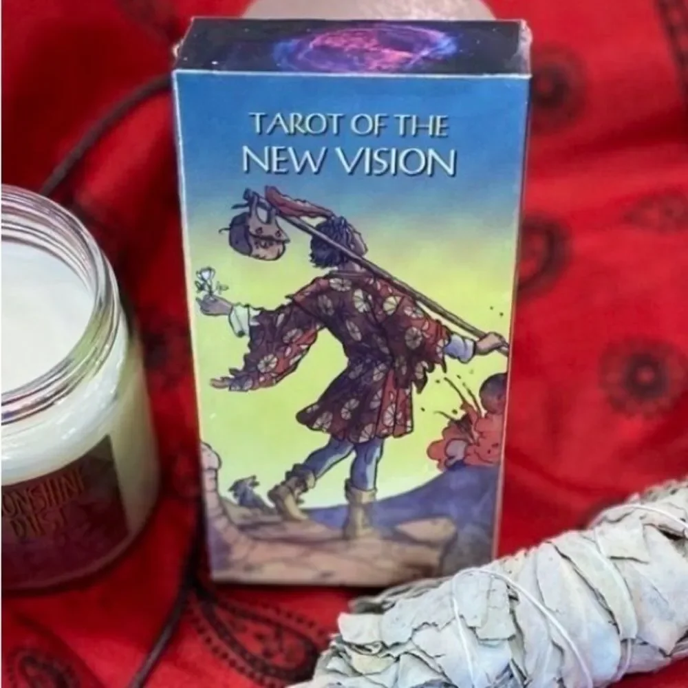 New Vision Tarot Deck | Holographic 78-Card NWT